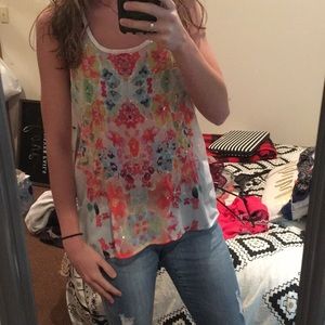 Sequin floral top!